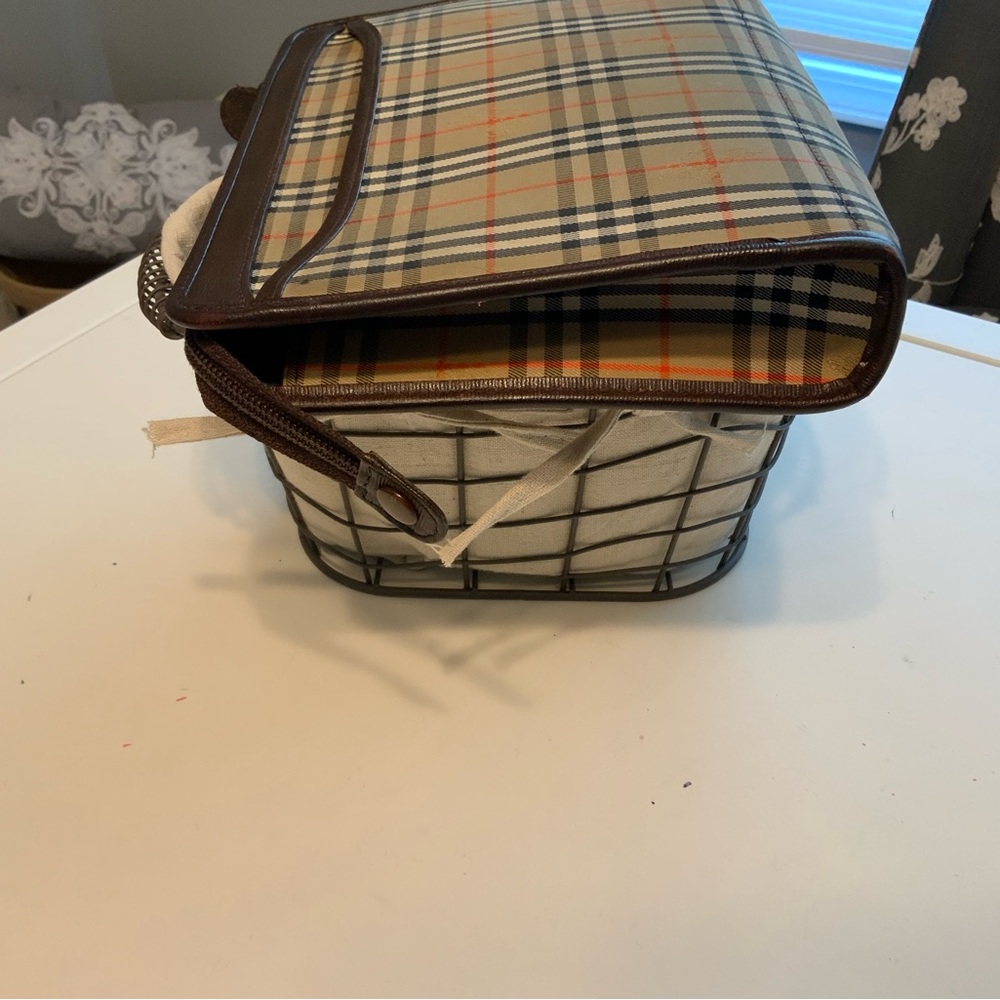 Burberry Tan Plaid Clutch Bag - Picture 5 of 11